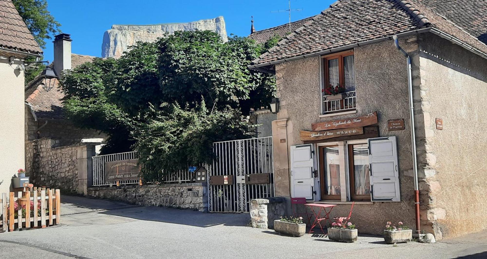 Les Vagabonds Du Mont Bed & Breakfast Chichilianne Exterior foto