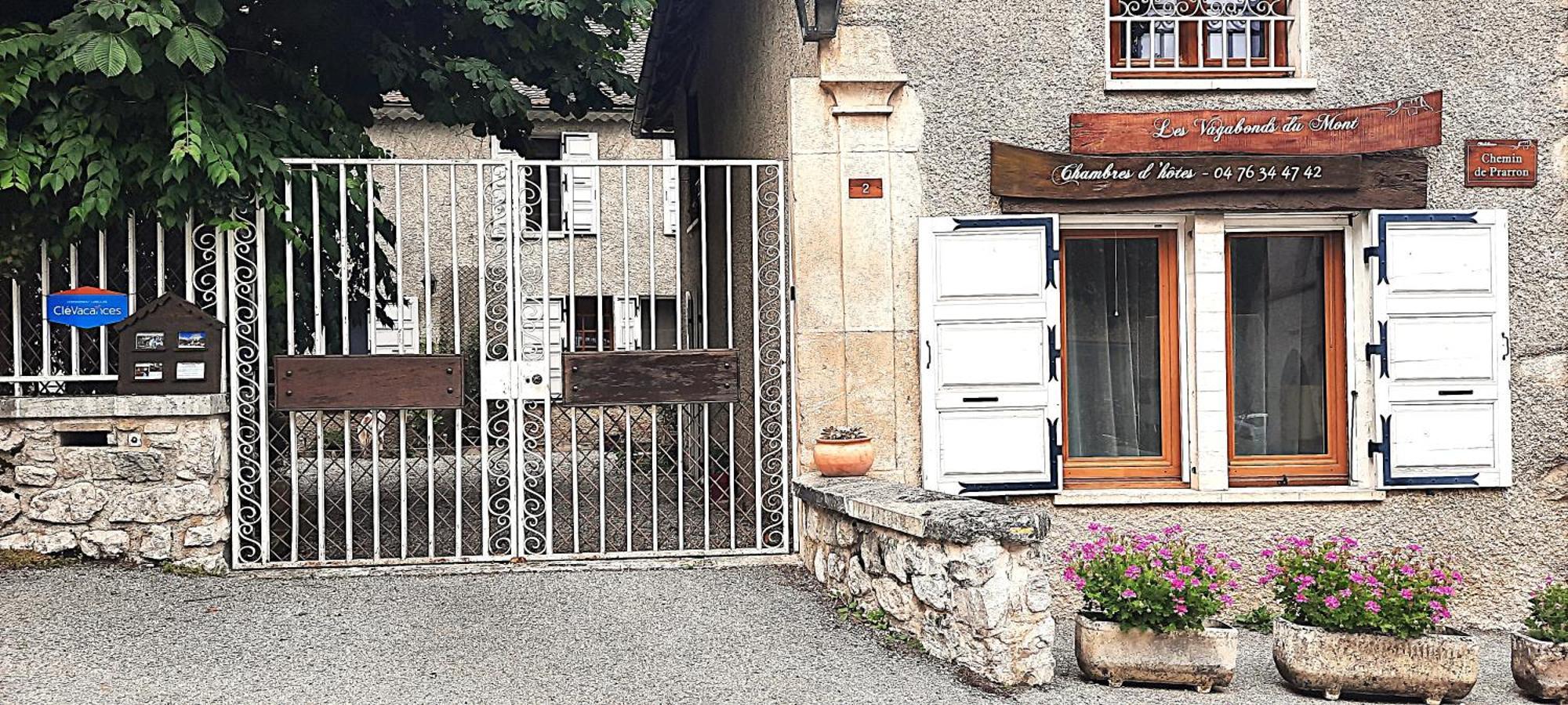 Les Vagabonds Du Mont Bed & Breakfast Chichilianne Exterior foto